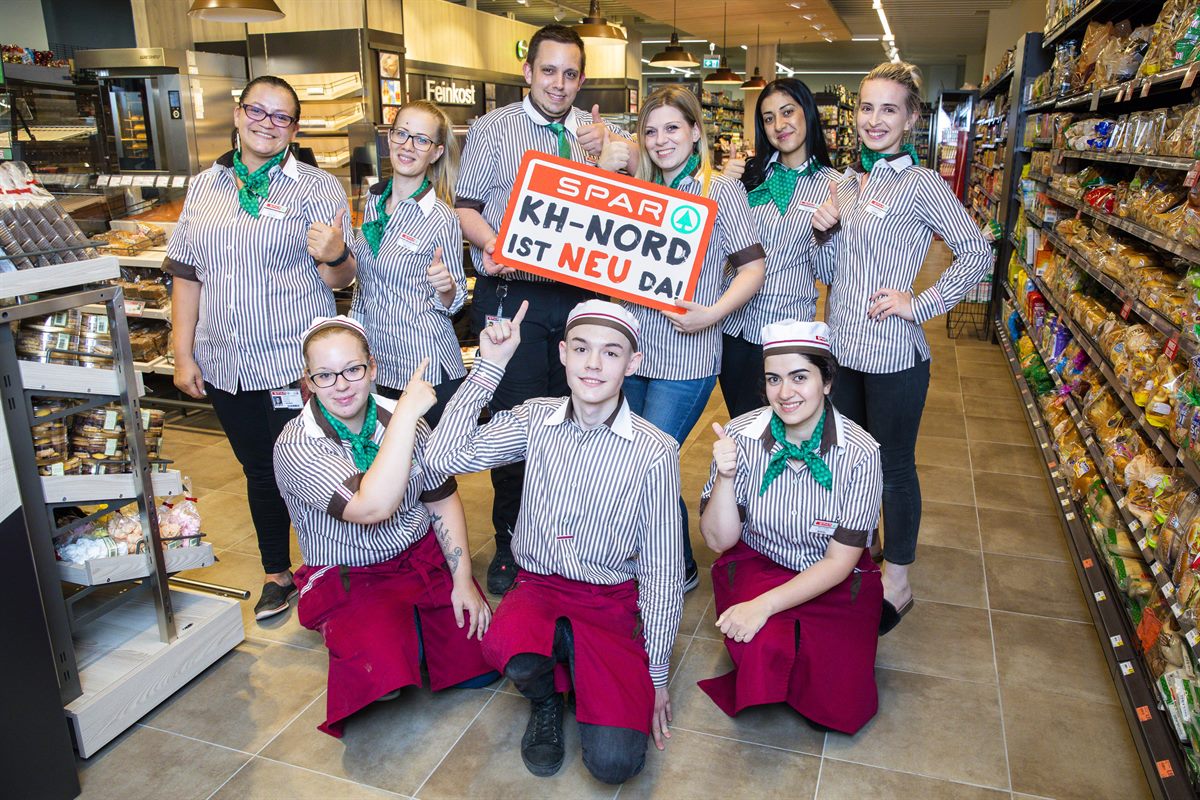 Das Team im neuen SPAR-Supermarkt im Krankenhaus Nord