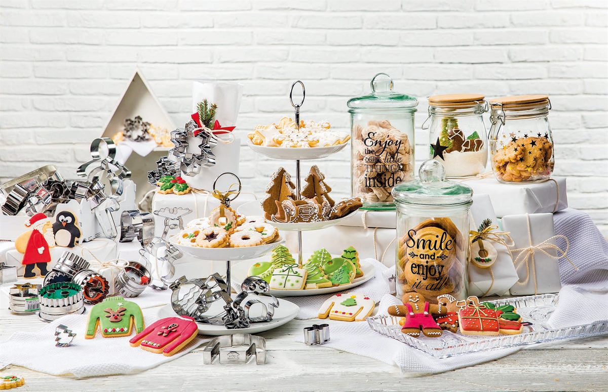 1_Keksausstecher_Etagere_c_INTERSPAR_studio 31plus