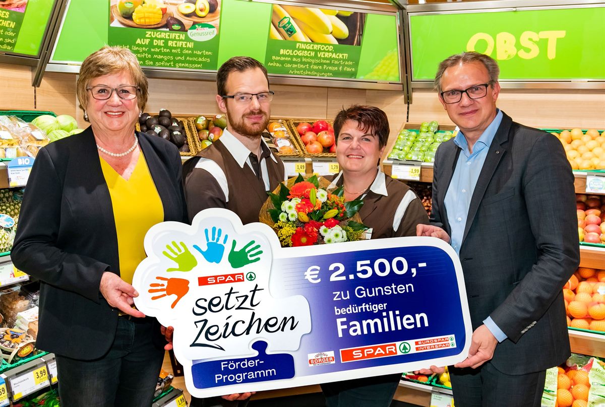 Scheckuebergabe