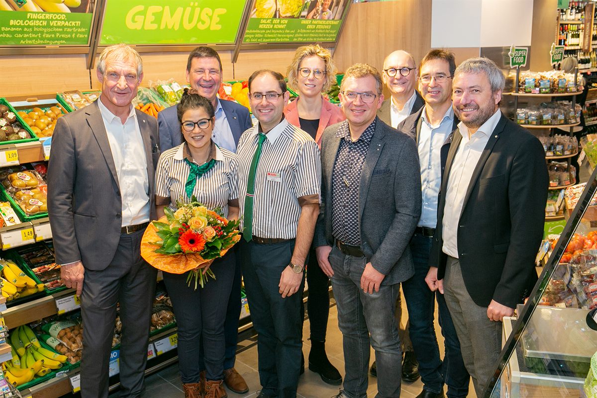 Gruppenbild Eröffnung Kornmarkt