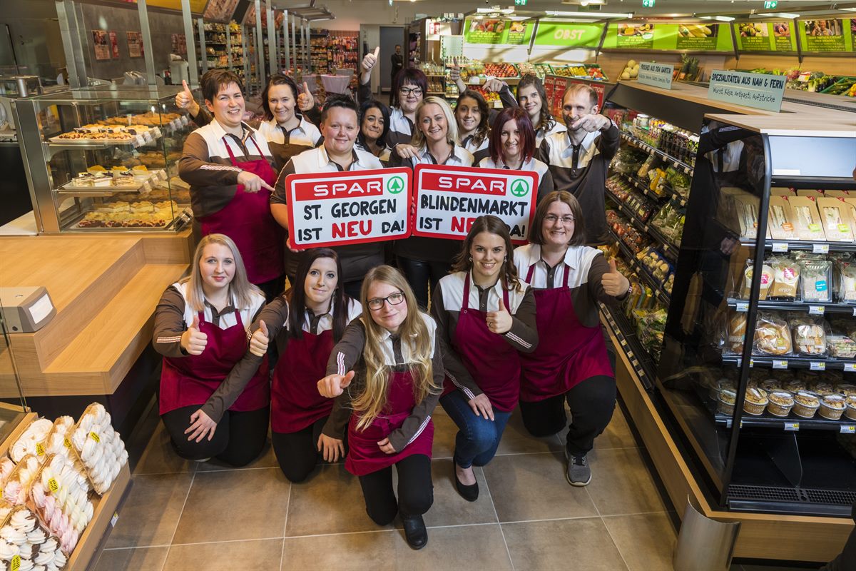 Das Team im neuen SPAR-Supermarkt St. GeorgenBlindenmarkt