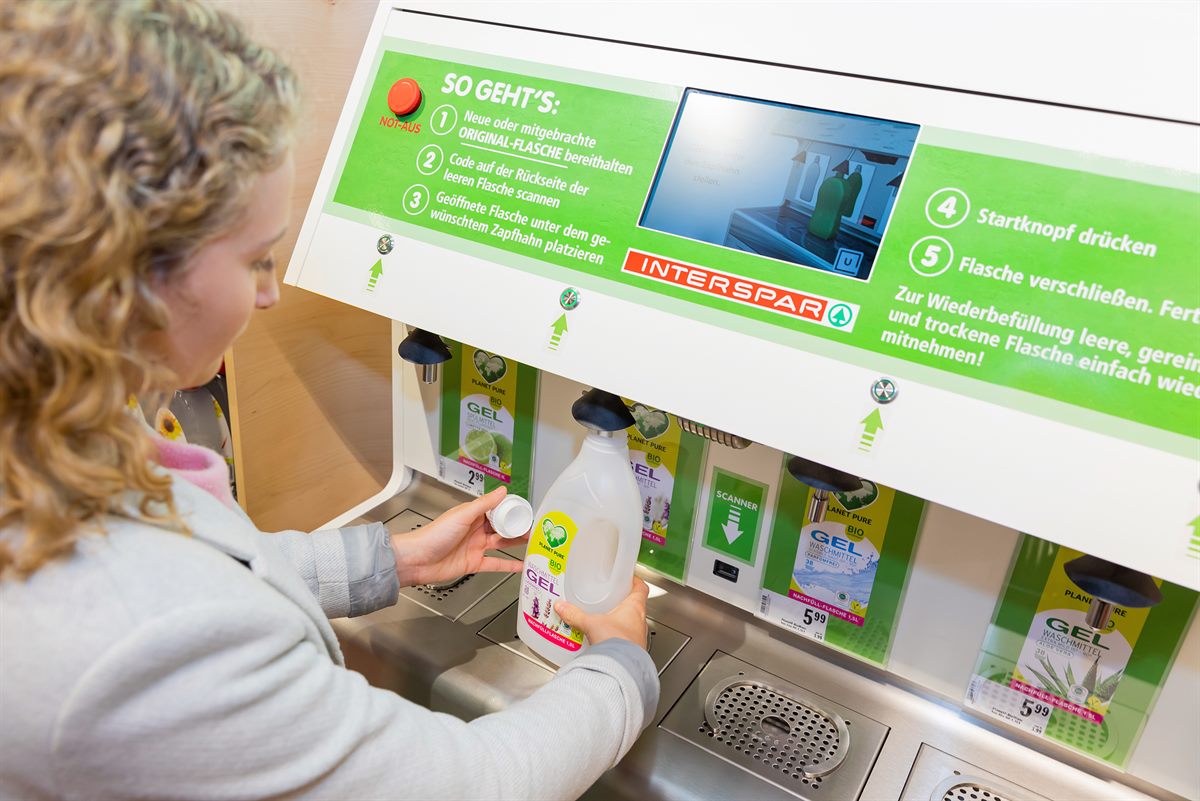 INTERSPAR-Abfüllstation Einfaches Abfüllen
