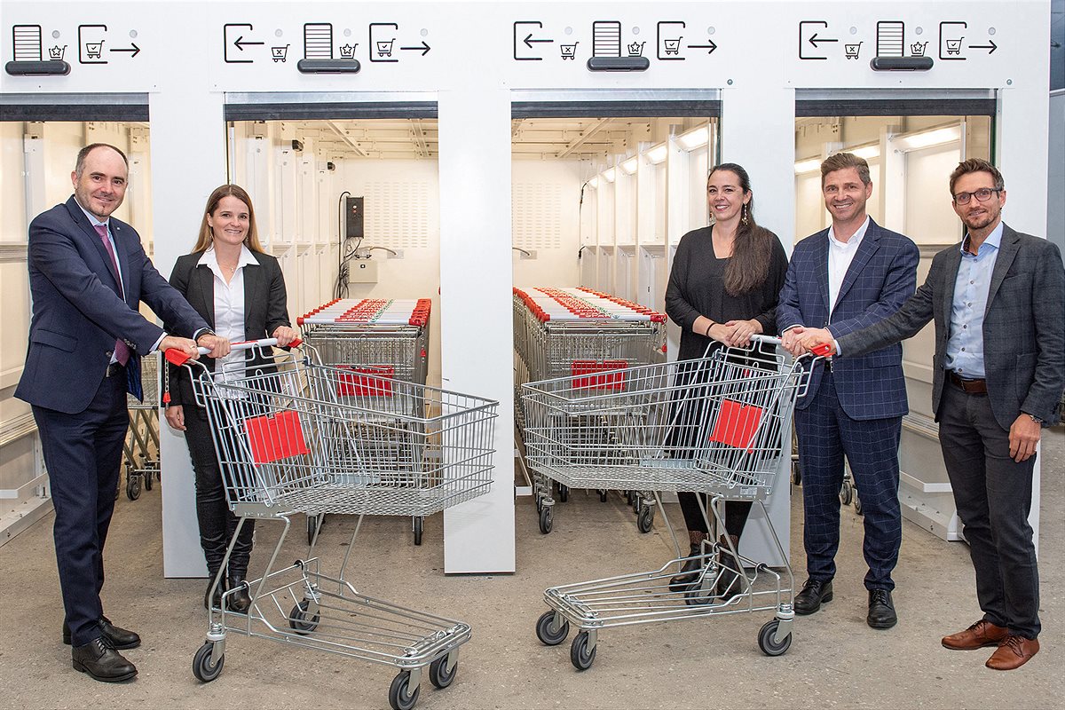SPAR_PLANLICHT_Einkaufswagen_Desinfektion_UV-C_Licht