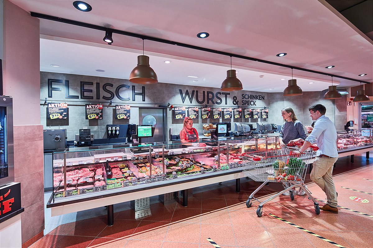 INTERSPAR_Dry_Aged_Bedienung