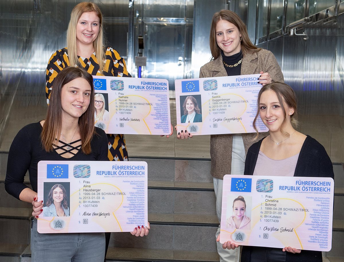 Lehrlinge_Führerschein_Gruppe_4_Personen