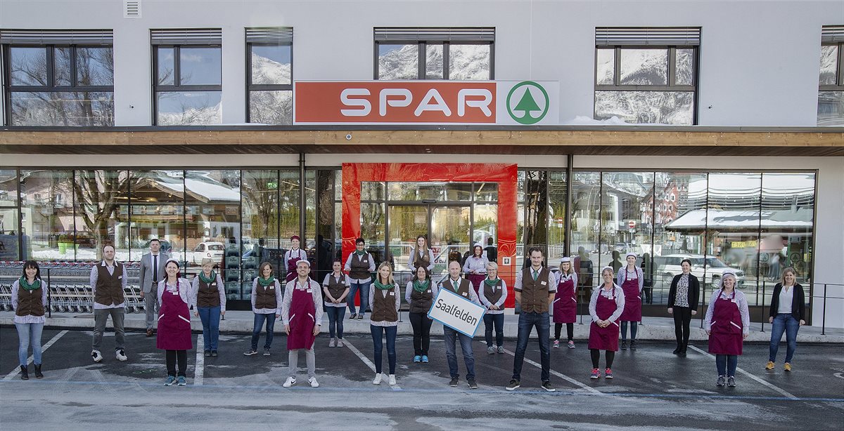 PA_SPAR_Eröffnung_Saalfelden_Team