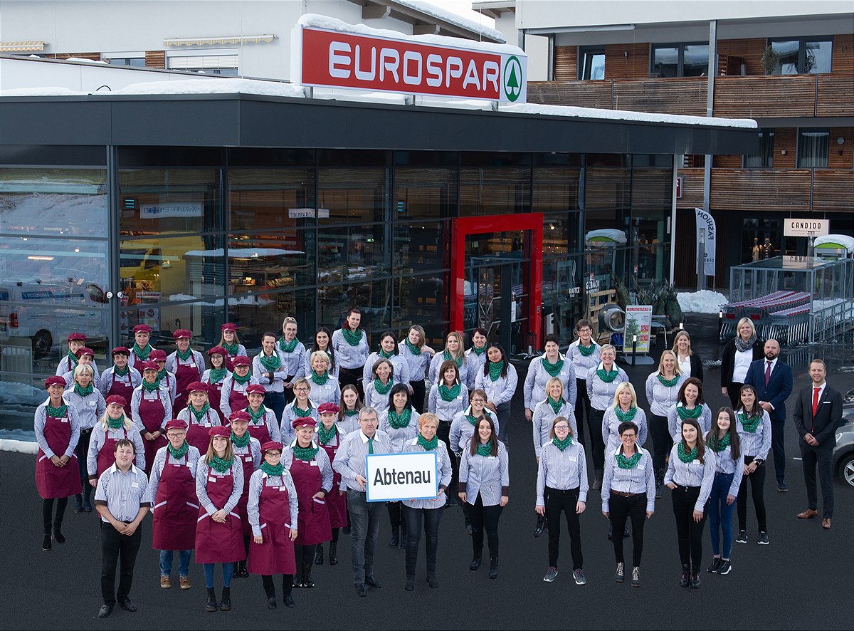 SPAR Eröffnung Abtenau Team