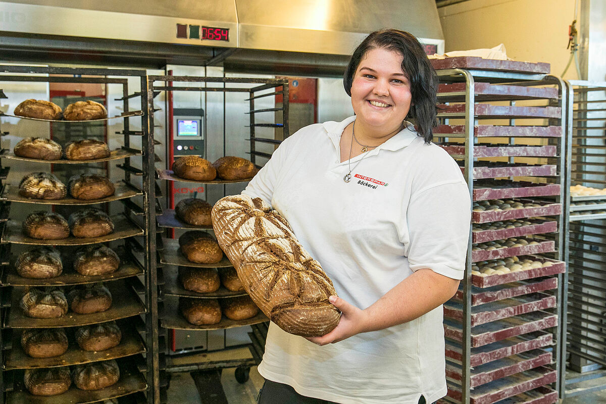 INTERSPAR Bäckereileiterin Monika Bernhofer
