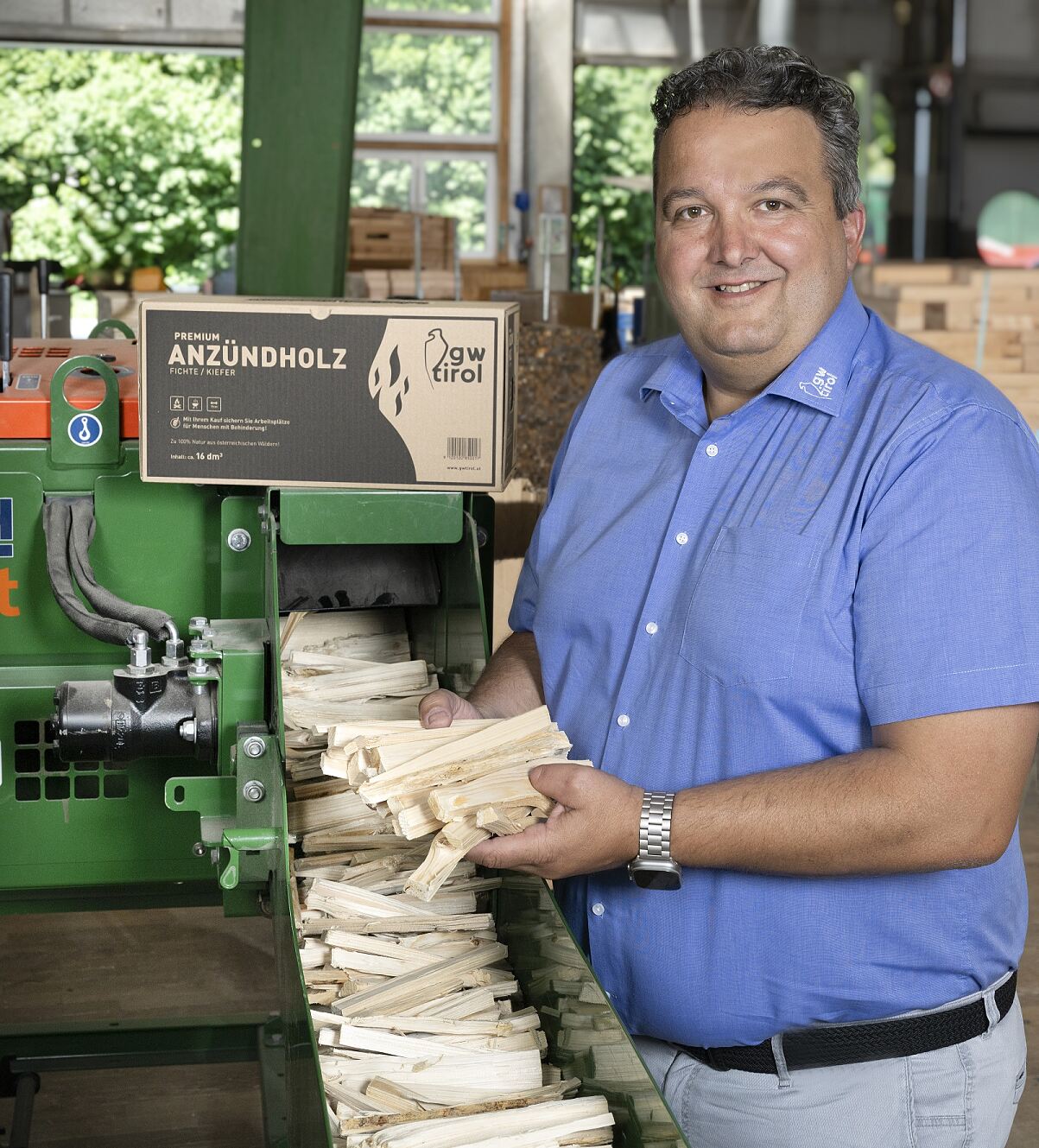 PA Foto SPAR Geschützte Werkstätte Tirol Anzünder GF Klaus Mair 2