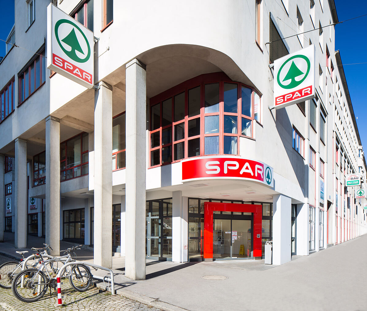 SPAR-Supermarkt in der Sandleitengasse
