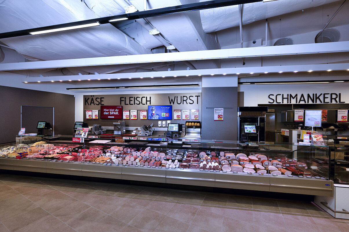 PR Foto Eröffnung EUROSPAR Kufstein Intalcenter innen Feinkost